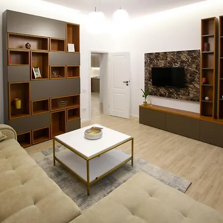 Apartment Mianelly Center 3